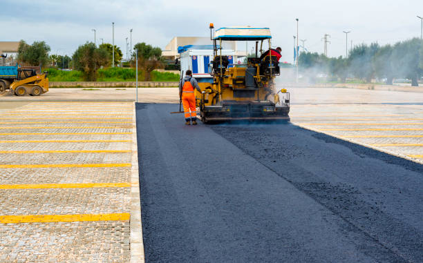 Best Driveway Paving Contractor  in Natchez, MS